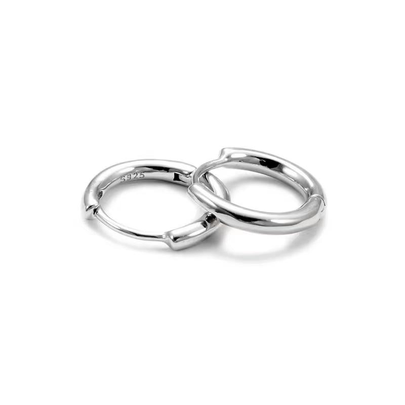 Men's Silver Hoop Earrings in White Gold - 15mm Earrings