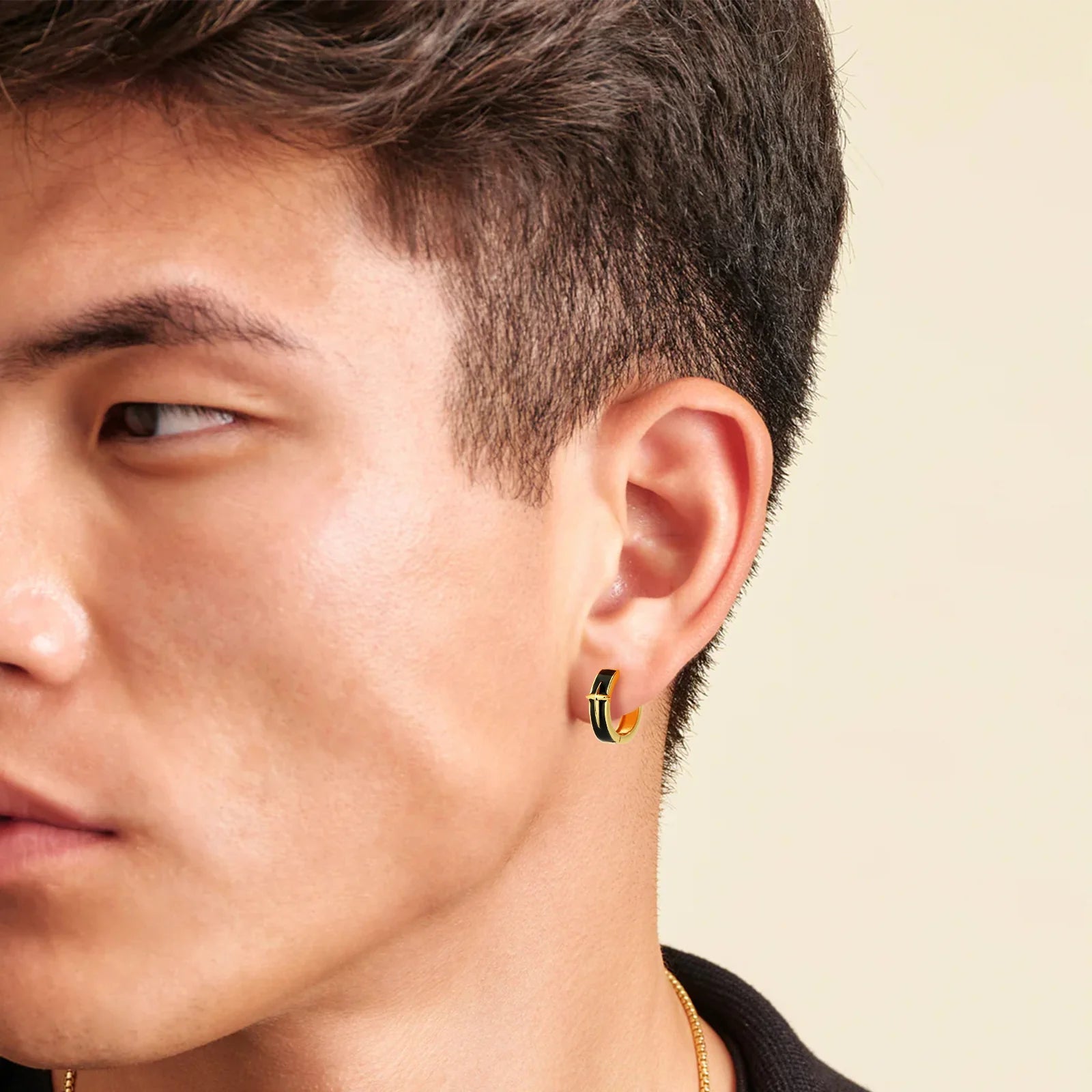 S925 Black Enamel Star Hoop Earrings in 14K Gold - 15mm Earrings