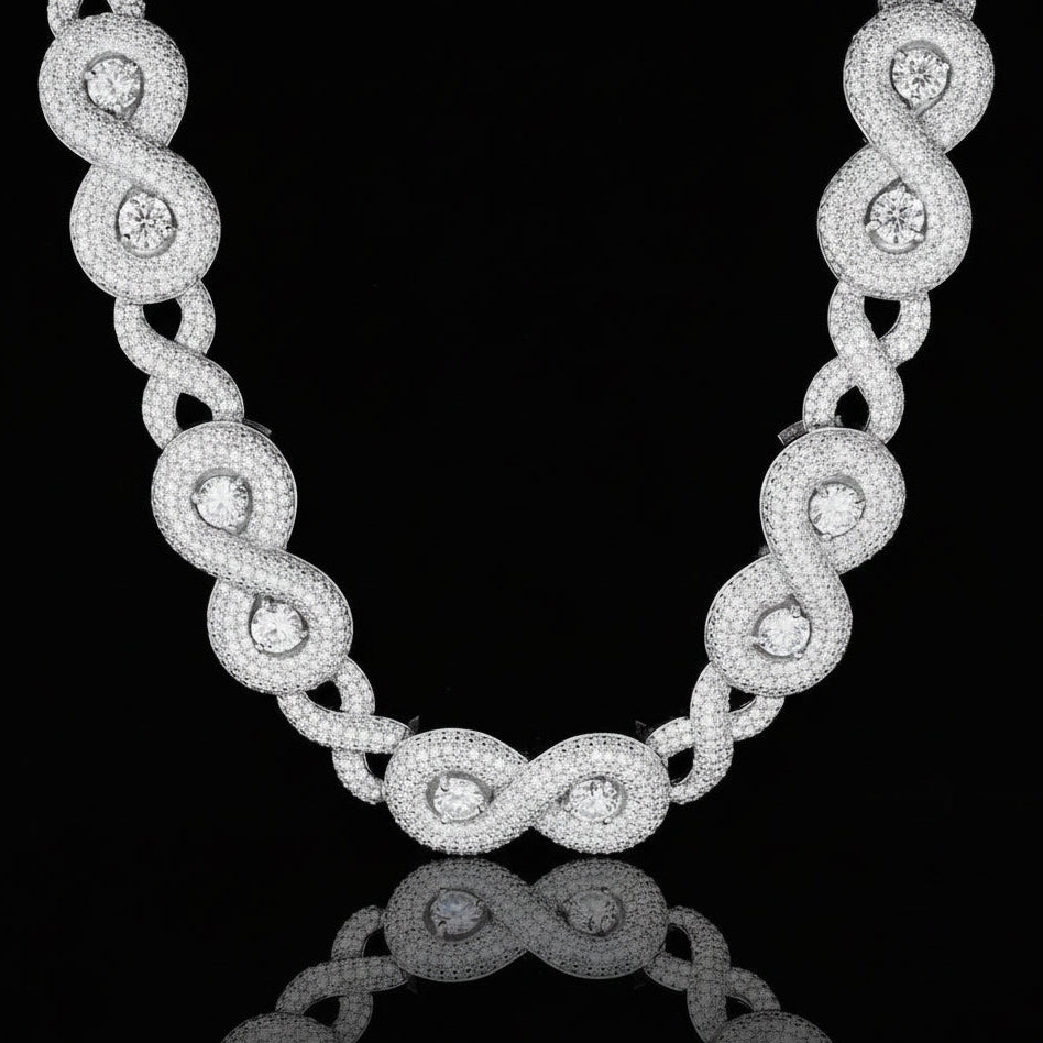 S925 Moissanite Diamond Infinity Chain in White Gold - 17mm Necklaces