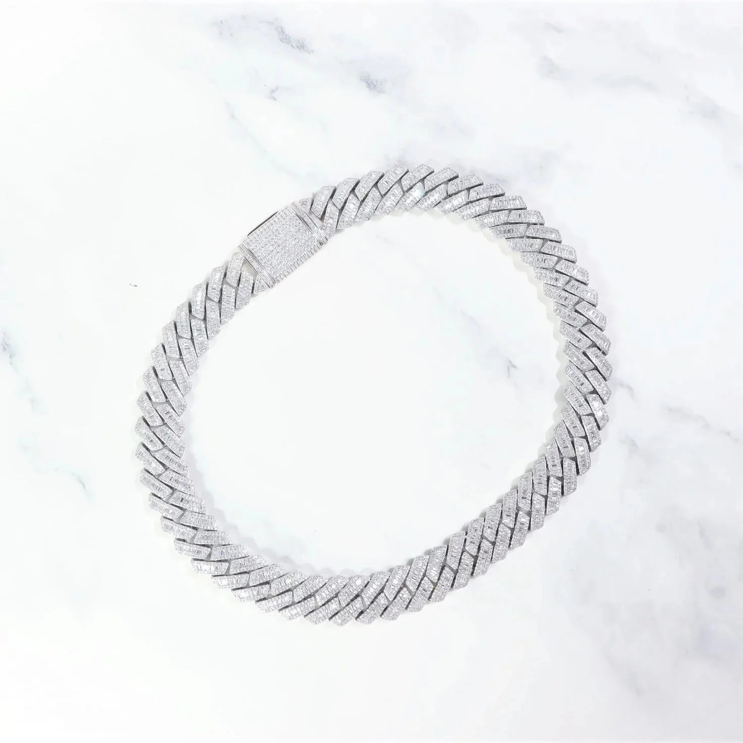 S925 Silver Baguette Moissanite Diamond Cuban Link Chain in White Gold - 16mm