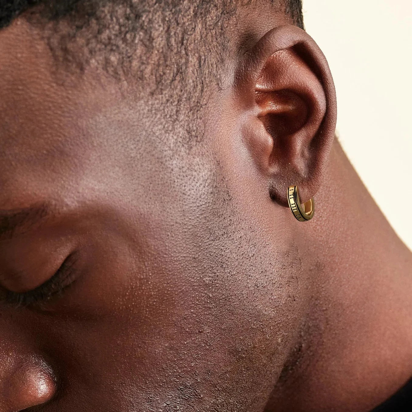 S925 Silver Black Roman Numerals Hoop Earrings in 14K Gold - 15mm Earrings