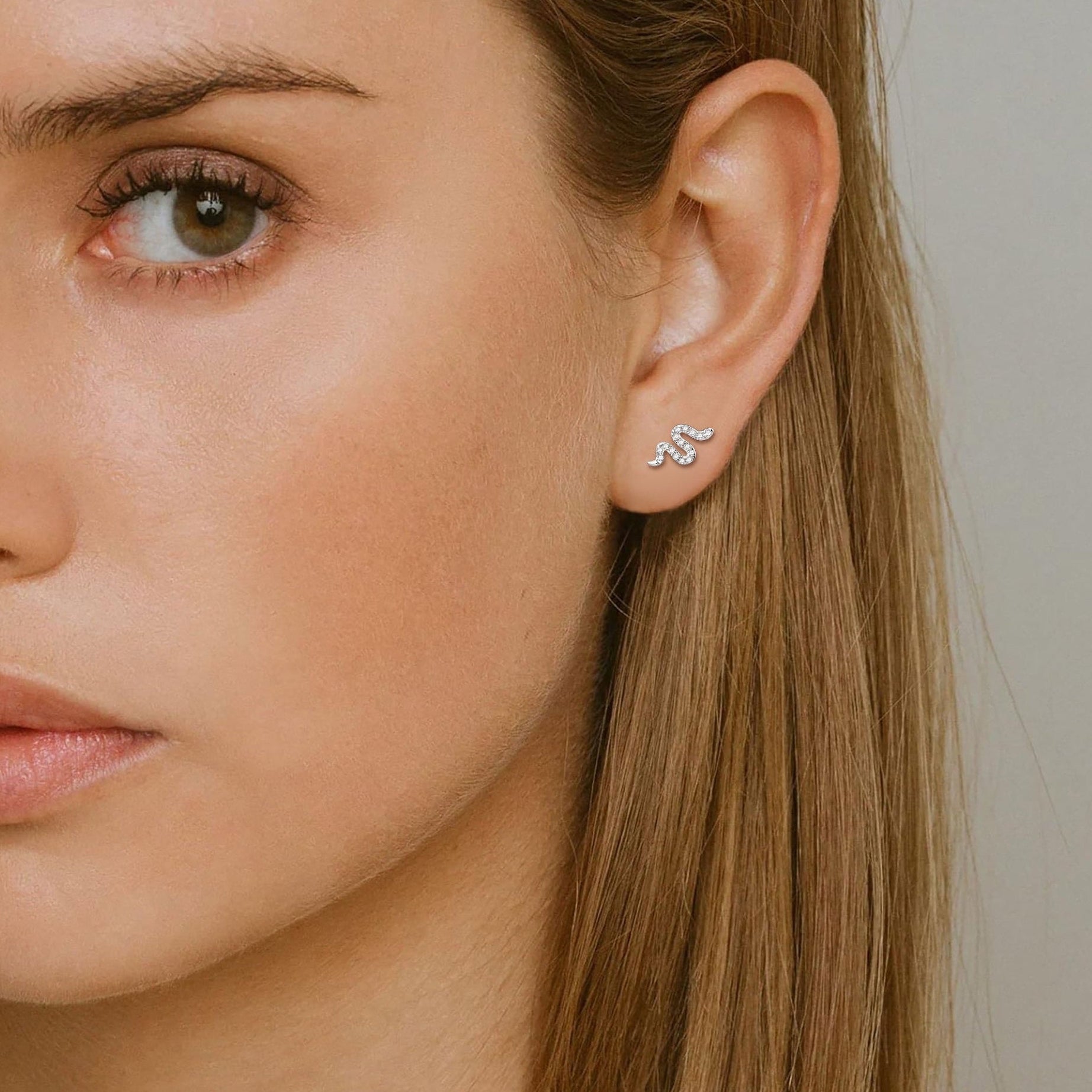 The Serpent's Kiss™ - Snake Moissanite Diamond Stud Earrings in White Gold Earrings