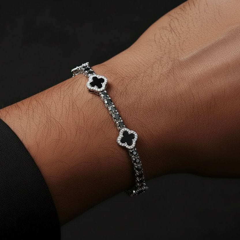S925 Black Moissanite Clover Leaf Tennis Bracelet in White Gold - 3mm Bracelets 