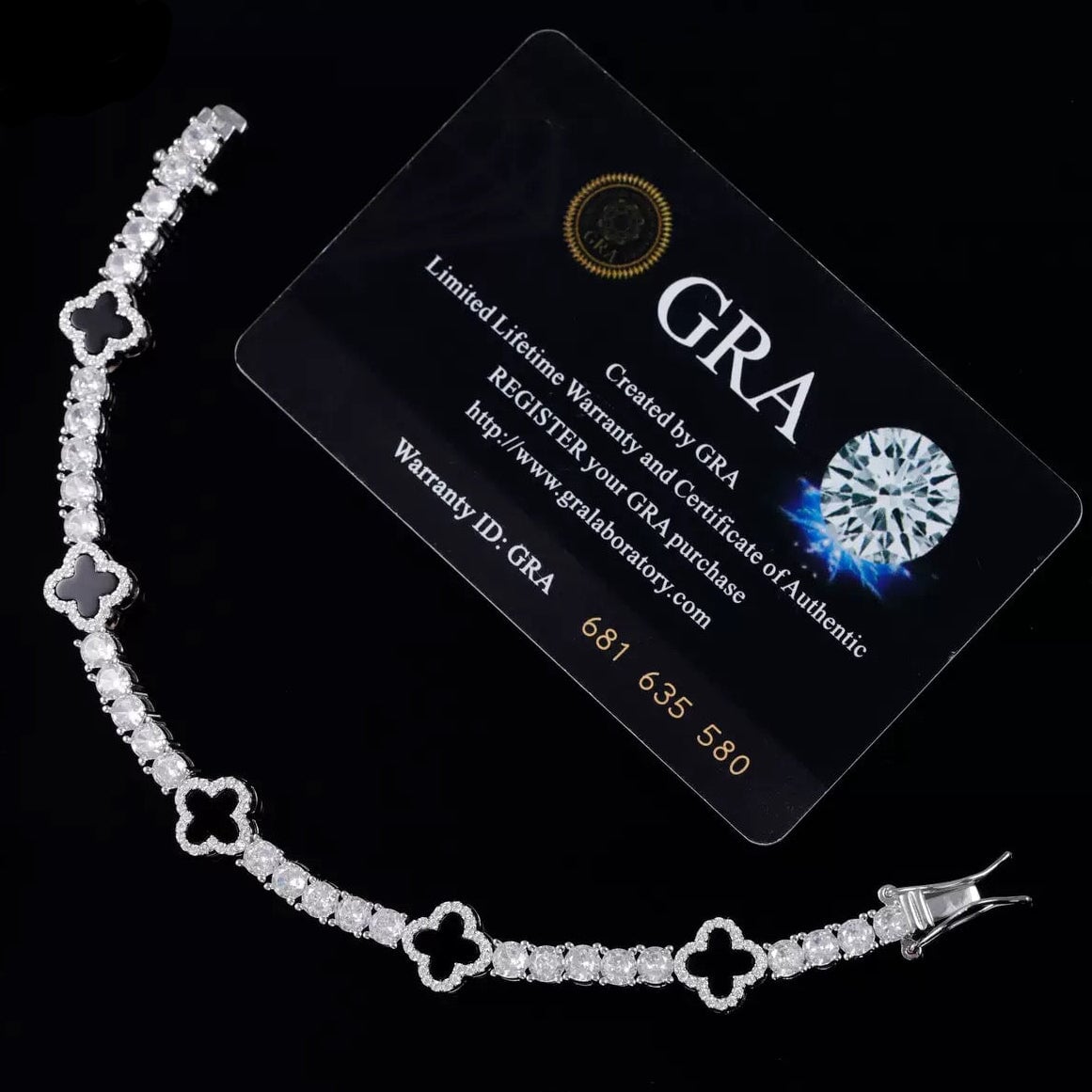 S925 Moissanite Black Clover Leaf Tennis Bracelet in White Gold - 3mm Bracelets 