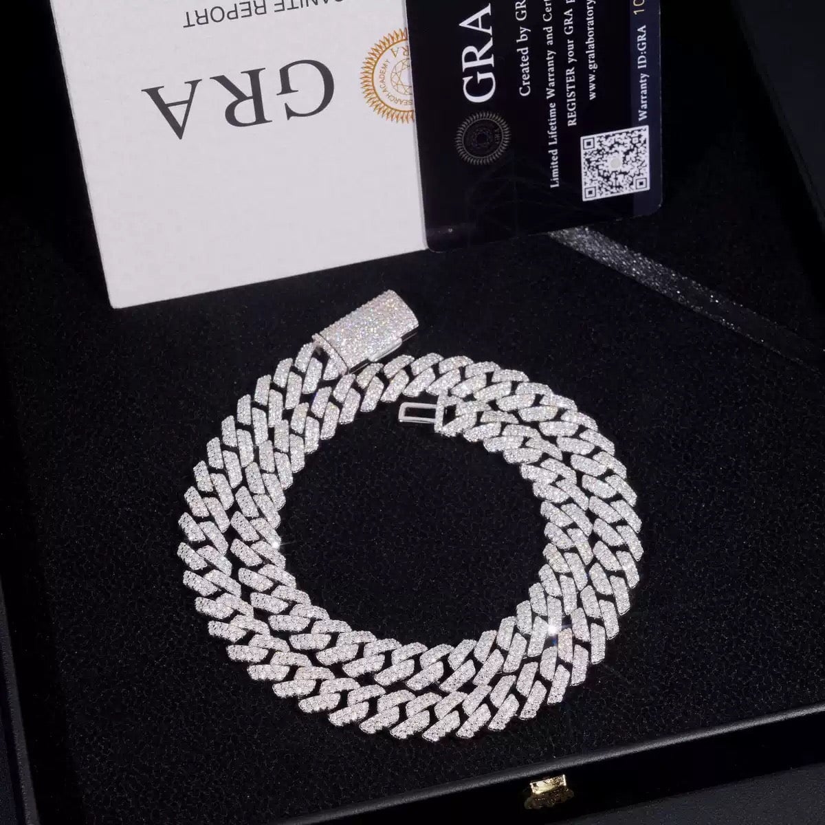 S925 Moissanite Diamond Cuban Link Prong Chain in White Gold - 10mm Necklaces 