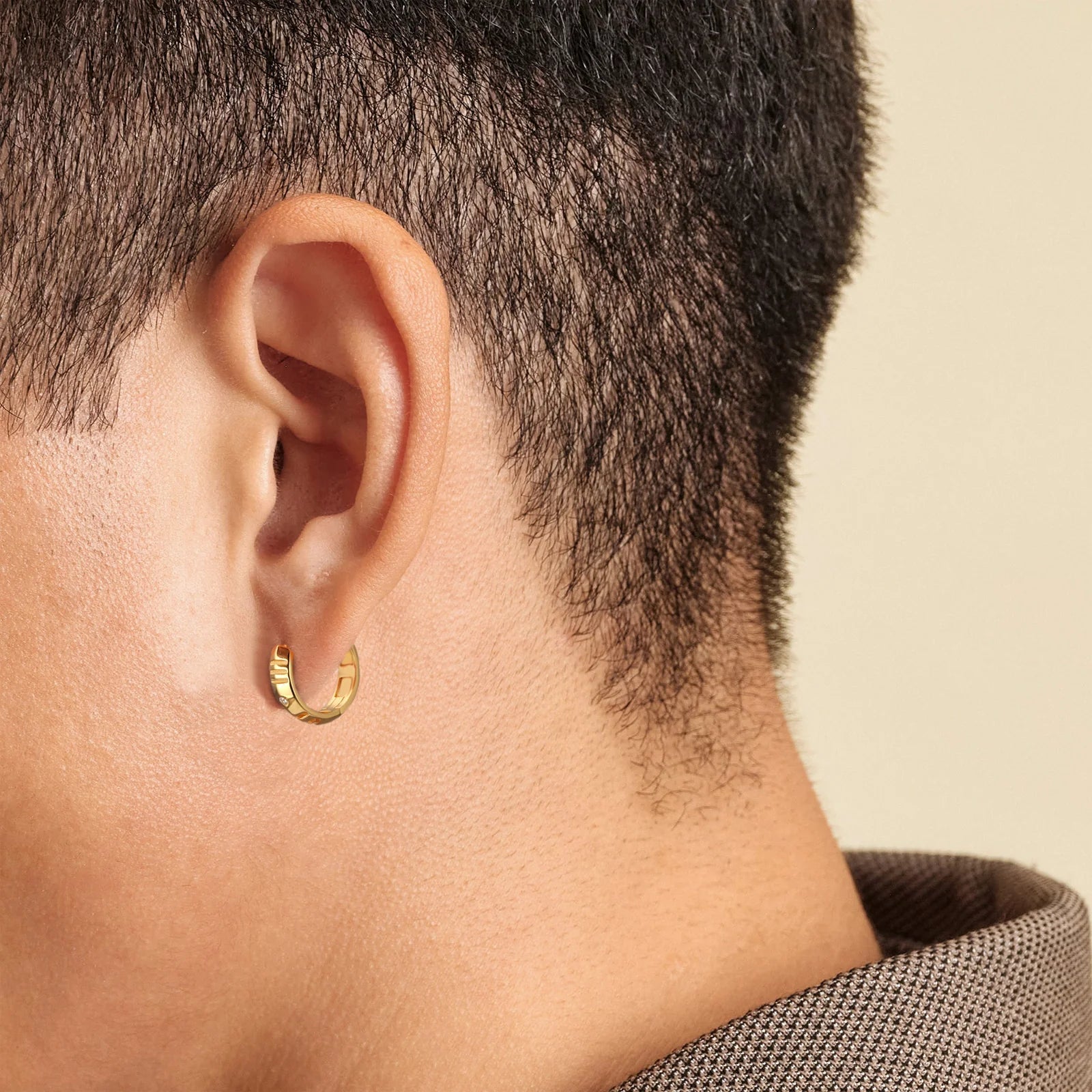S925 Silver Roman Numerals Hoop Earrings for Men in 14K Gold - 15mm 