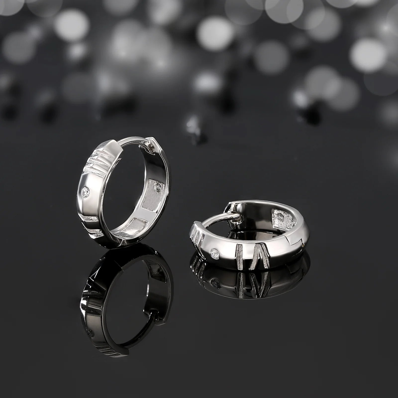 S925 Silver Roman Numerals Hoop Earrings for Men in Whitie Gold - 15mm Earrings 