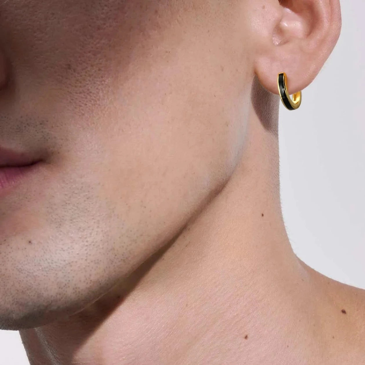 S925 Silver Sleek Black Hoop Earrings in 14K Gold - 15mm Earrings 