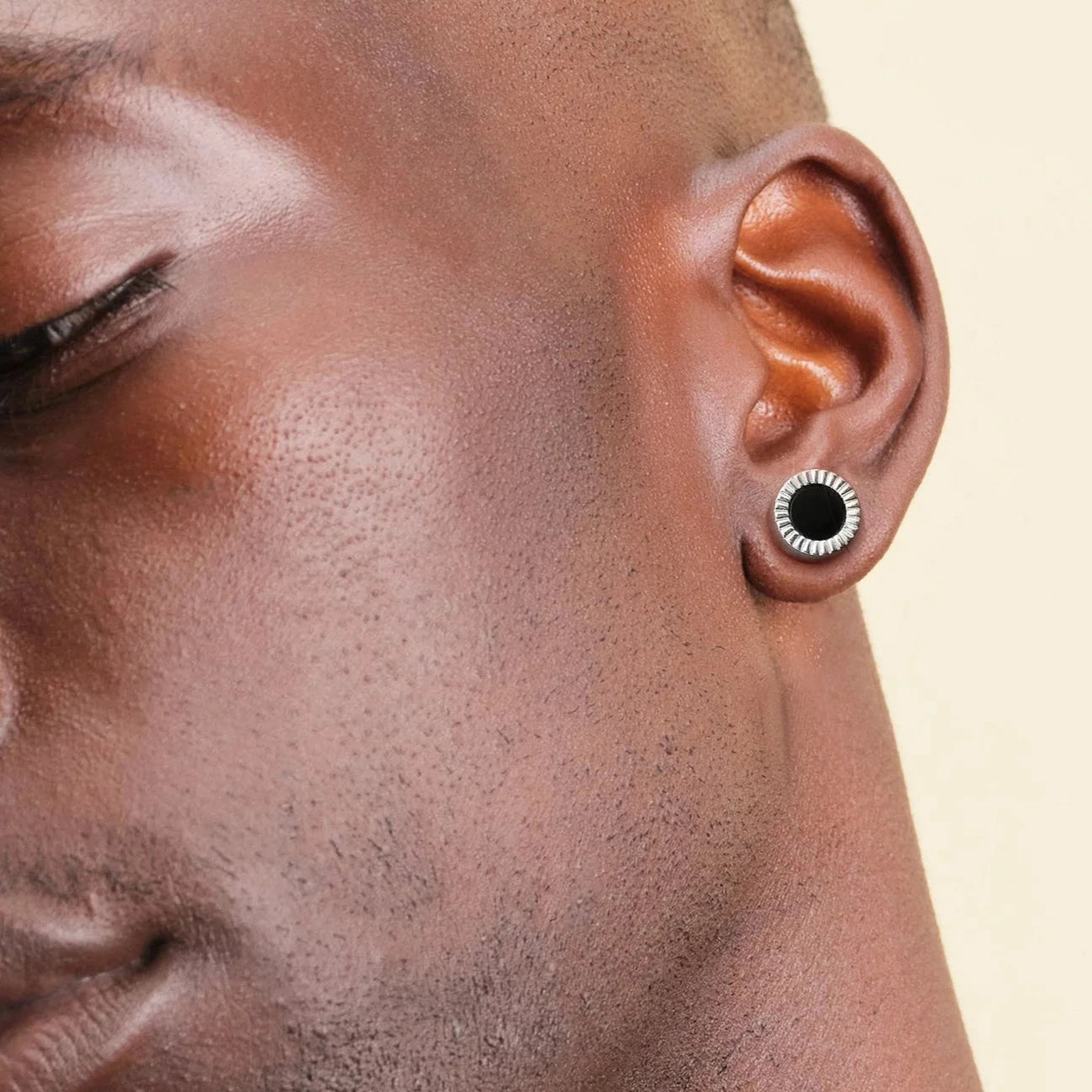 8mm Black Diamond Agate Round Stud Earrings in 925 Sterling Silver 