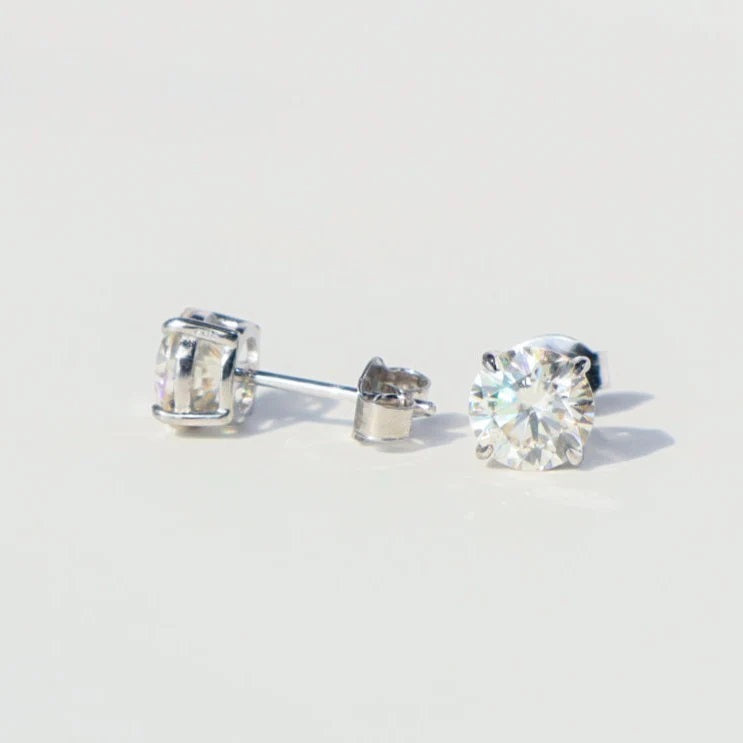 Excellent VVS1 Moissanite Diamond Earrings Studs in White Gold Earrings 
