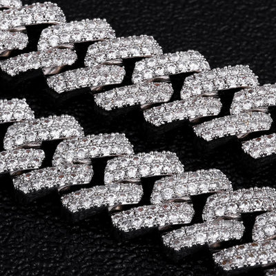 The Shining Moment® - 10mm Iced Out Diamond Prong Link Cuban Choker in White Gold 