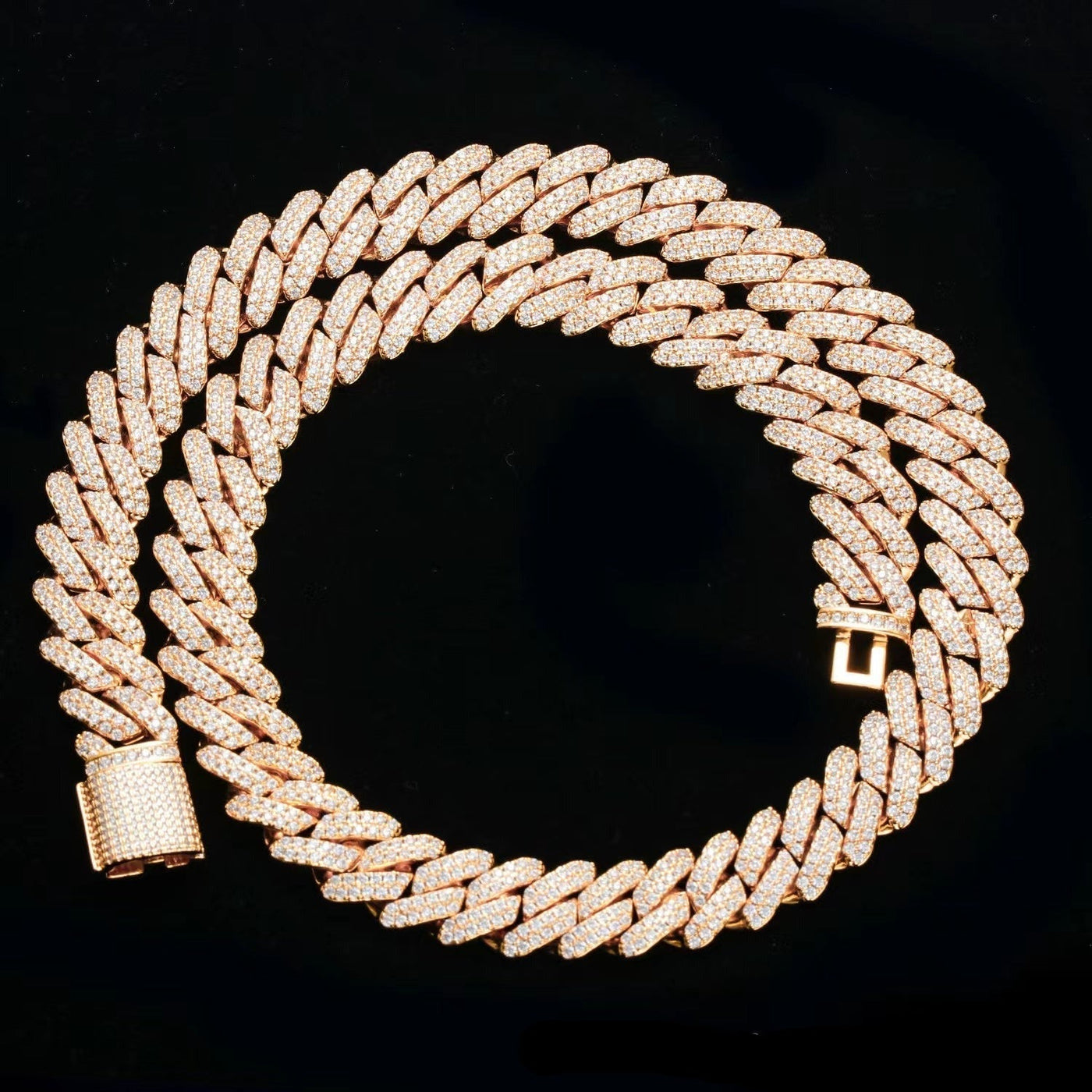 The Stunning Moment II® - 12mm Iced Diamond Prong Link Cuban Choker Chain in 14K Gold 